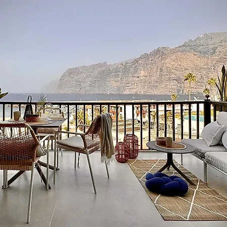 Zama Bella Vista Acantilado de los Gigantes